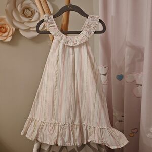 2/25 Tahari little  Girls Dress